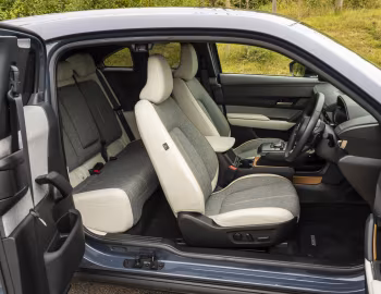 Interior Mazda MX-30 [UK-spec] '2020–25