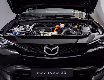 Bajo el capó Mazda MX-30 e-Skyactiv R-EV "Edition R" [Worldwide] '2023–pr.