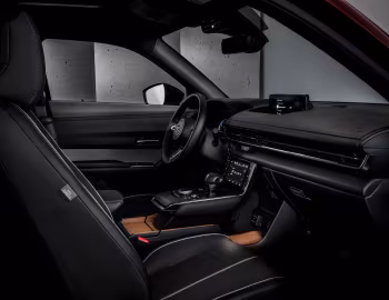 Interior Mazda MX-30 e-Skyactiv R-EV "Edition R" [Worldwide] '2023–pr.