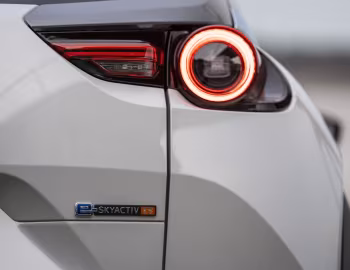 Mazda MX-30 e-Skyactiv R-EV Exclusive-Line [UK-spec] '2023–pr.