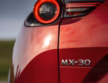 Mazda MX-30 e-Skyactiv R-EV Makoto [UK-spec] '2023–pr.