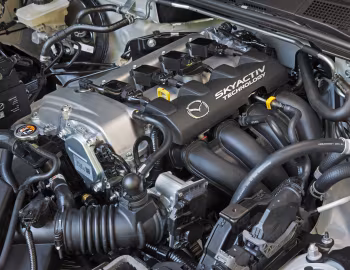 Bajo el capó Mazda MX-5 [Australia] (ND) '2015–pr.
