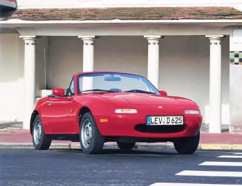 Mazda MX-5 [Worldwide] (NA) '1993–10.1997