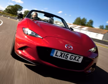 Mazda MX-5 [UK-spec] (ND) '2015–pr.