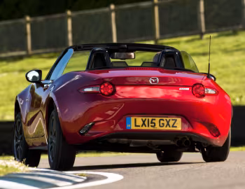 Mazda MX-5 [UK-spec] (ND) '2015–pr.
