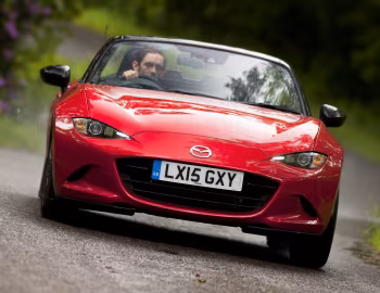 Mazda MX-5 [UK-spec] (ND) '2015–pr.
