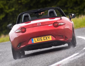 Mazda MX-5 [UK-spec] (ND) '2015–pr.