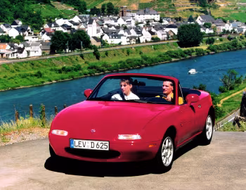 Mazda MX-5 [Worldwide] (NA) '1993–10.1997