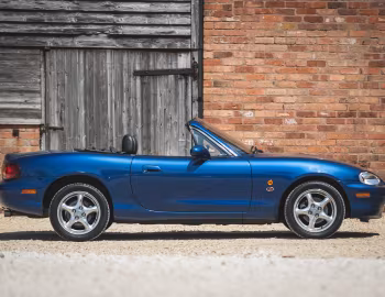 Mazda MX-5 "10th Anniversary" [UK-spec] (NB1) '04–06.1999