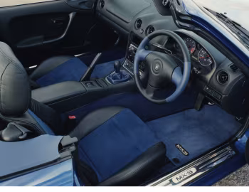 Interior Mazda MX-5 "10th Anniversary" [UK-spec] (NB1) '04–06.1999
