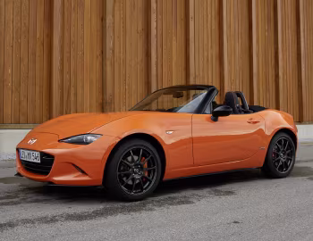 Mazda MX-5 "30th Anniversary" [Worldwide] (ND) '2019–pr.