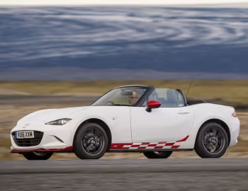 Mazda MX-5 "Icon" [UK-spec] (ND) '2016