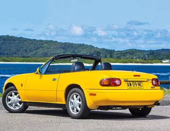 Mazda MX-5 "Malibu Gold" [Australia] (NA) '12.1991–92