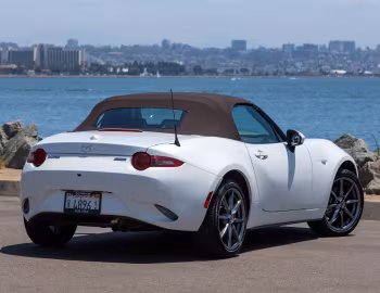 2016–н.в. Mazda MX-5 Miata [North America] (ND) '2015–н.в.