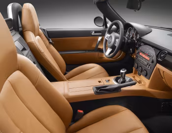 Інтэр'ер 2006–08 Mazda MX-5 Miata (NC1) '2005–08