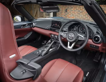 Panel frontal Mazda MX-5 "R-Sport" [UK-spec] (ND) '2020