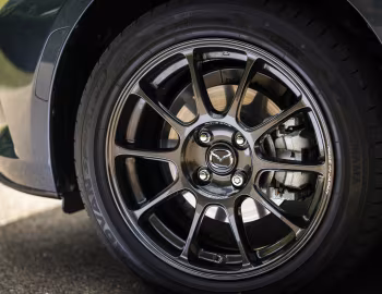 Mazda MX-5 "R-Sport" [UK-spec] (ND) '2020