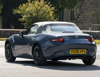 Mazda MX-5 "R-Sport" [UK-spec] (ND) '2020