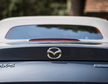 Mazda MX-5 "R-Sport" [UK-spec] (ND) '2020