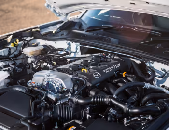 Bajo el capó Mazda MX-5 RF [Australia] (ND) '2017–pr.