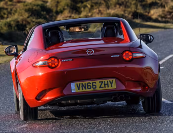 Mazda MX-5 RF [UK-spec] (ND) '2017–pr.