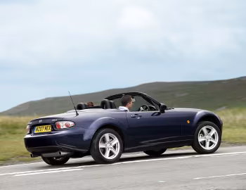 Mazda MX-5 Roadster-Coupe [UK-spec] (NC1) '2006–08