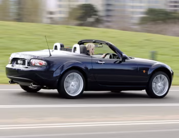 Mazda MX-5 Roadster-Coupe [Australia] (NC1) '2006–08