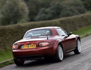 Mazda MX-5 Roadster-Coupe [UK-spec] (NC1) '2006–08