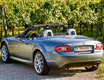 Mazda MX-5 Roadster-Coupe "Mirai" (NC2) '2011