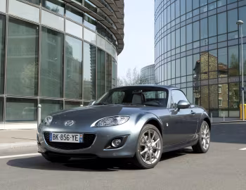 Mazda MX-5 Roadster-Coupe "Nekki" [France] (NC2) '2011
