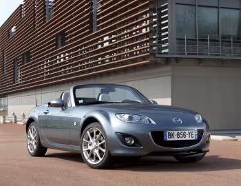 Mazda MX-5 Roadster-Coupe "Nekki" [France] (NC2) '2011
