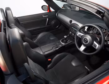 Interior Mazda MX-5 Roadster-Coupe Sports (NC2) '2008–12