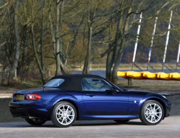 Mazda MX-5 Roadster [UK-spec] (NC2) '2008–12