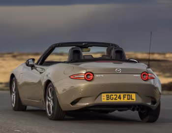 Mazda MX-5 Roadster 1.5 Exclusive Line [UK-spec] (ND) '2024–pr.
