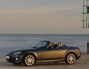 Mazda MX-5 Roadster Coupe (NC2) '2008–12
