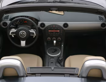 Interior Mazda MX-5 Roadster Coupe (NC2) '2008–12
