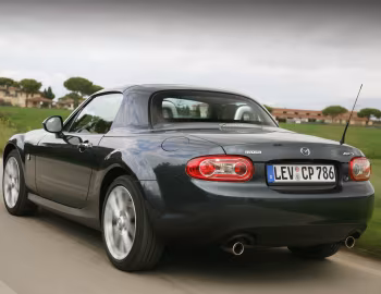 Mazda MX-5 Roadster Coupe (NC2) '2008–12
