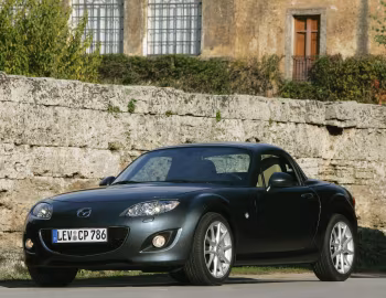 Mazda MX-5 Roadster Coupe (NC2) '2008–12