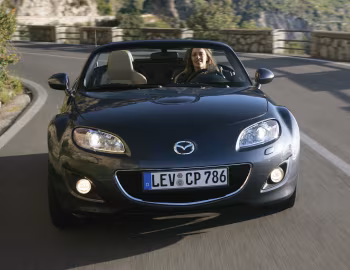 Mazda MX-5 Roadster Coupe (NC2) '2008–12