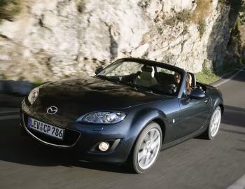 Mazda MX-5 Roadster Coupe (NC2) '2008–12
