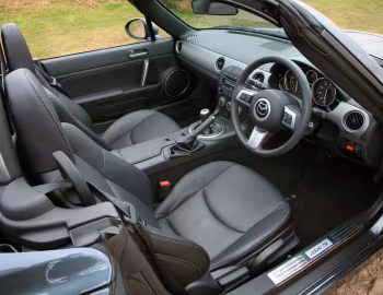 Interior Mazda MX-5 Roadster Coupe [UK-spec] (NC2) '2008–12