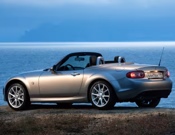 Mazda MX-5 Roadster Coupe (NC2) '2008–12