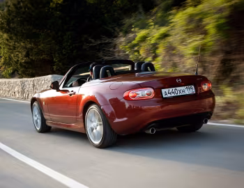Mazda MX-5 Roadster Coupe (NC2) '2008–12