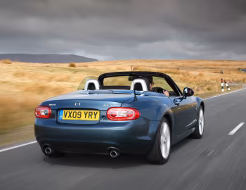 Mazda MX-5 Roadster Coupe [UK-spec] (NC2) '2008–12