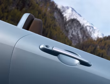 Mazda MX-5 Roadster "Niseko" [UK-spec] (NC1) '01–02.2008