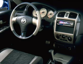 Panel frontal 2001 Mazda Protegé MP3 [North America] '2001