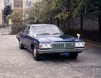 Mazda Roadpacer AP [Japan] (RA13S) '03–10.1975