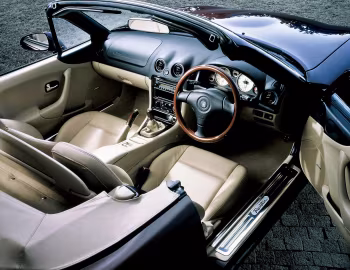Interior Mazda Roadster "NR Limited" (NB8C) '12.1999–07.2000