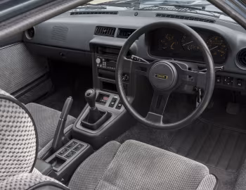 Panel frontal Mazda RX-7 [UK-spec] (SA) '1981–85
