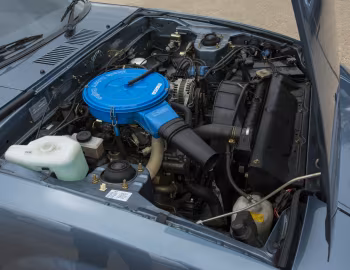 Пад капотам Mazda RX-7 [UK-spec] (SA) '1981–85